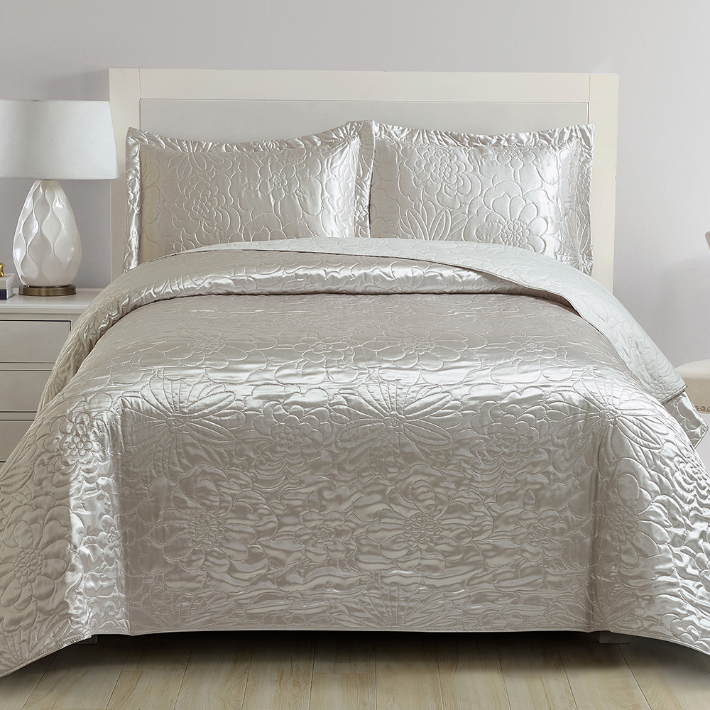 Satin Fabric Ultrasonic Quilt/Bedspread Set