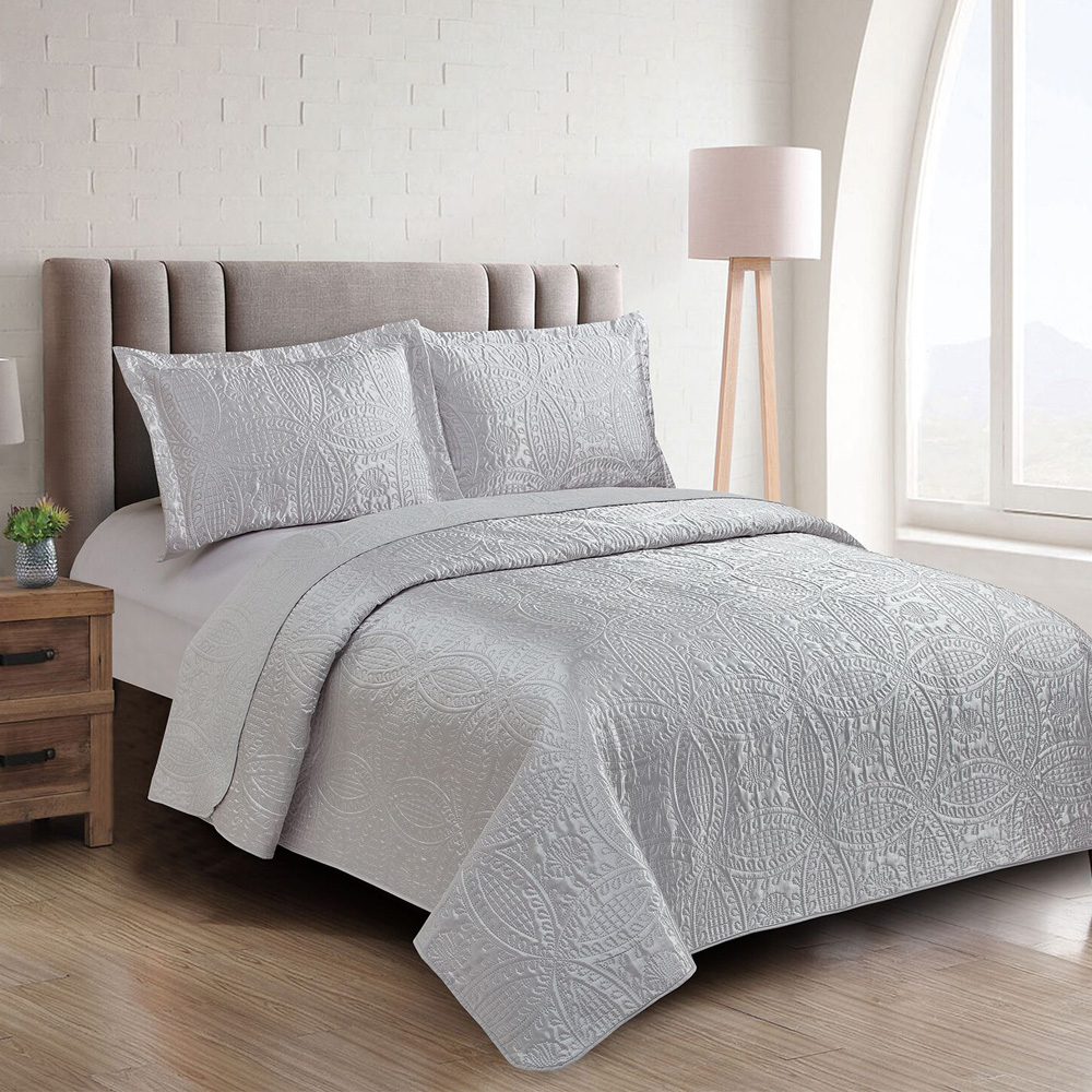 Satin Fabric Ultrasonic Quilt/Bedspread Set