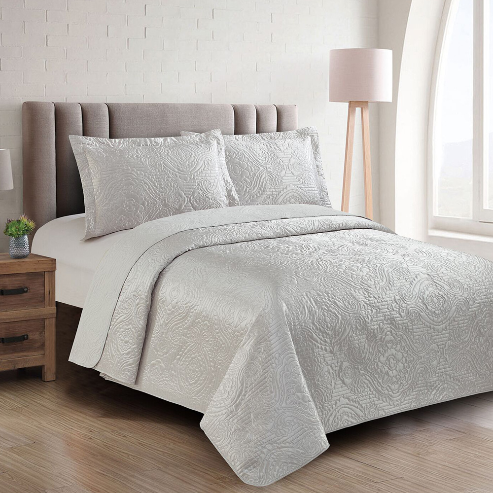 Satin Fabric Ultrasonic Quilt/Bedspread Set