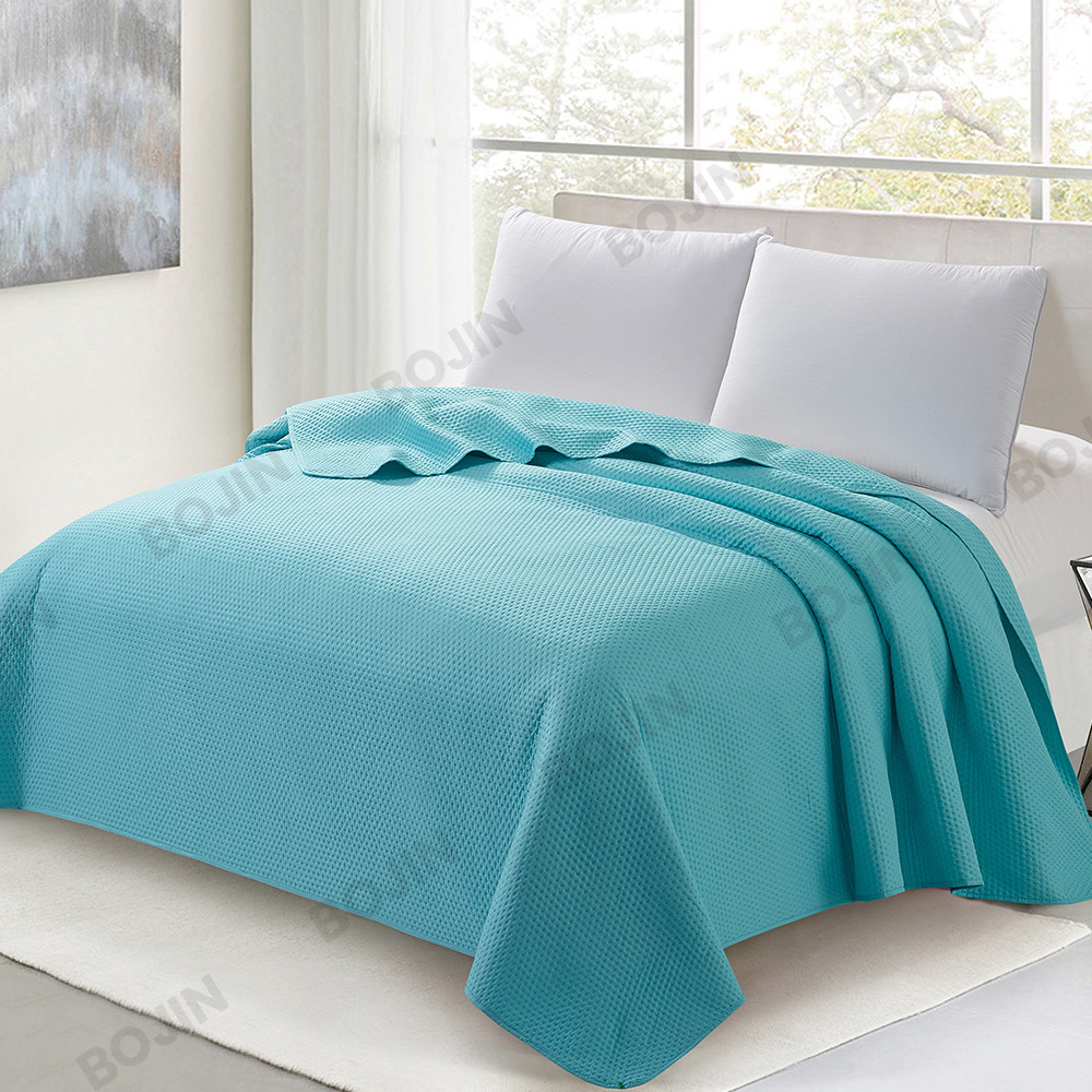 Comfort plain ultrasonic straight edge air conditioner quilt